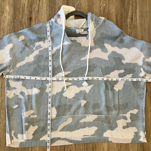 POL Women’s Blue Camo Knit Hoodie Sweater with 3/4 Sleeves. Size Large. - Picture 6 of 6